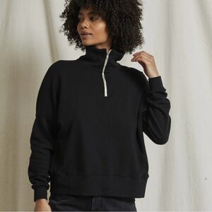 Perfect White Tee Maren Pullover. Women’s Size Medium